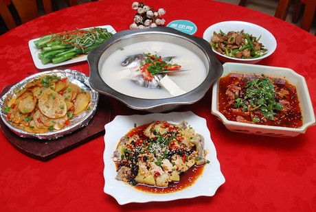 湖南饮食风俗的一些特征_特色湘菜餐饮加盟