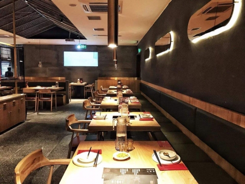 如何降低湘菜店的经营成本呢？